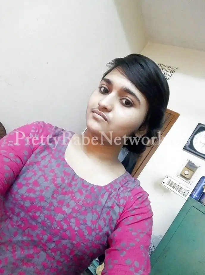 Big Booby Young College Escort Uma in Noida Sector 27 at a Cheap Price