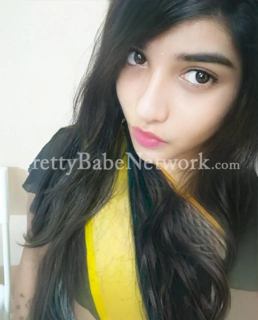 Vaidehi Fun-Loving College Call Girl for Paid Sex Service in Park Circus, Kolkata