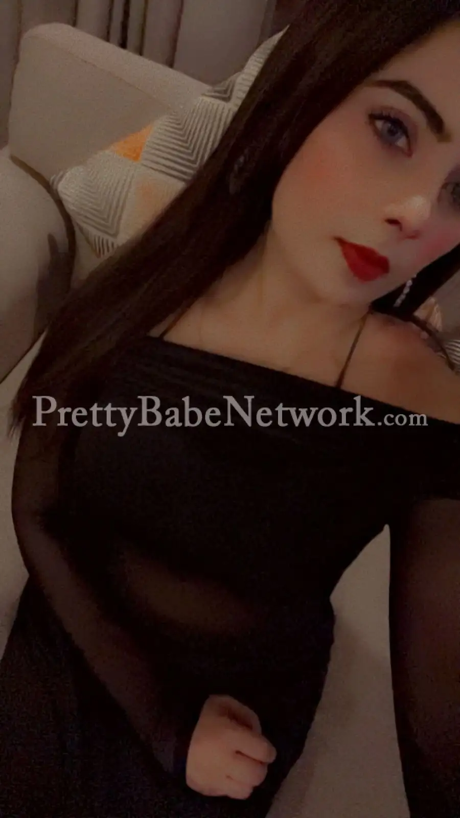 Local Bengali Girl Sarmishtha Incall in Camac Street, Kolkata! Offers Oral Sex & GFE