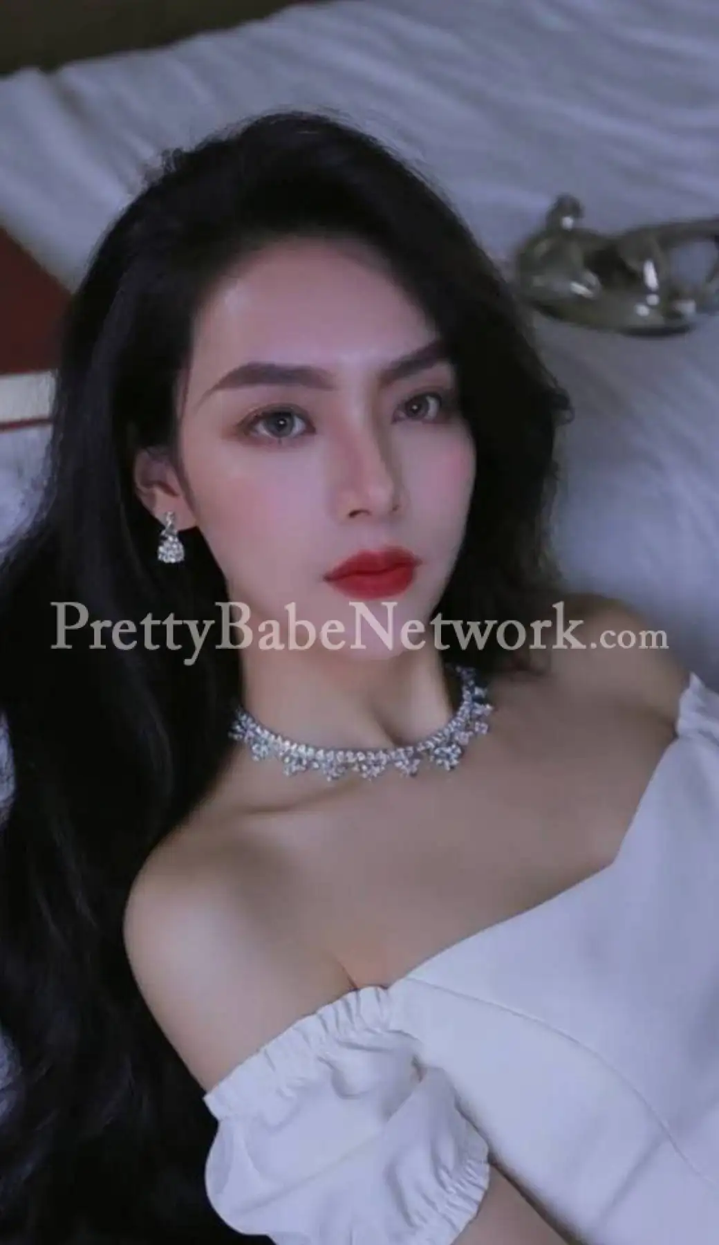 Massage & Sex Service Aisyah Insta Celeb Singaporean Masseuse Escort Sector 49