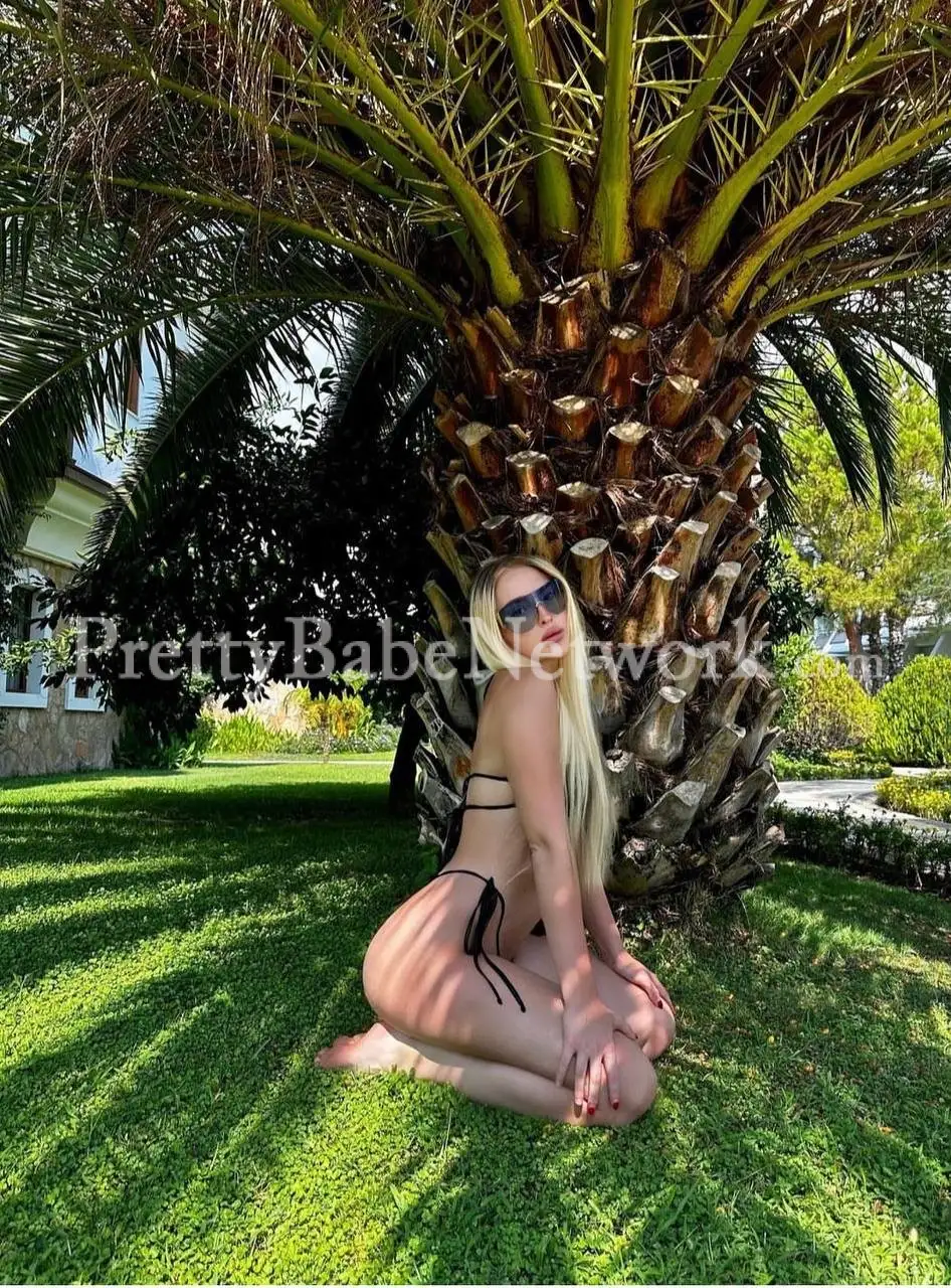 Plan Our Sex Date Tonight! I'm Amina Insta Ukrainian Celeb & Escort in Gurgaon Sector 103