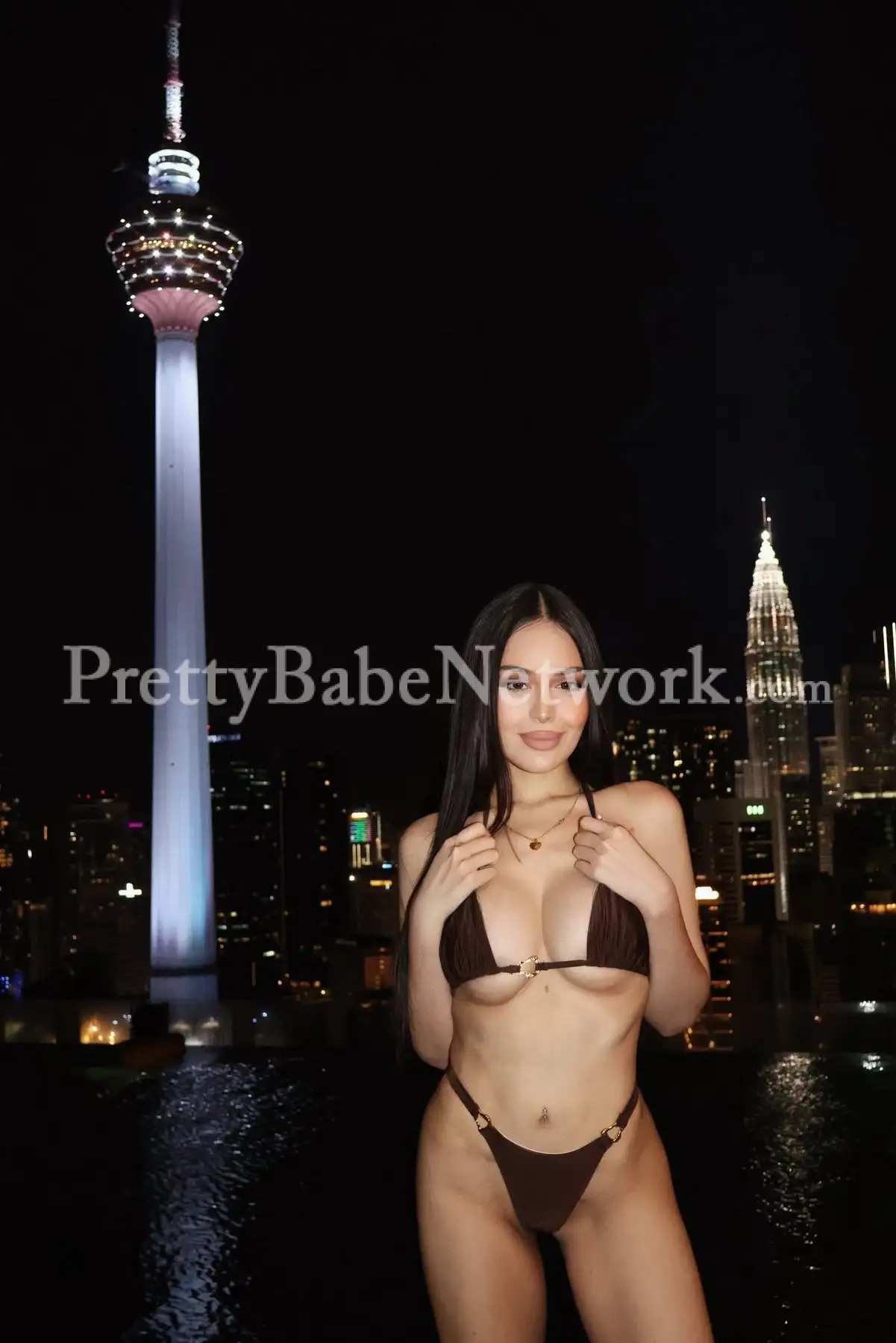 Colombian Escort Antonia in Gurgaon is Ready for Companionship & Hookup Services