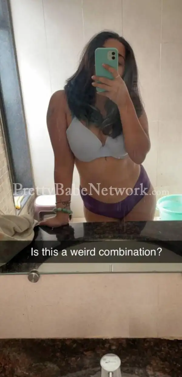 Snapchat Model Ritika—Celebrity Escort for Paid Companion, Dating, and Sex