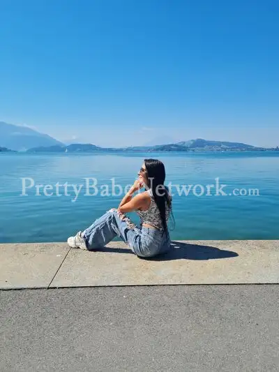 Professional TV Serial and Bollywood Actress Sukirti—Celebrity Escorts in Noida for Erotic Fun