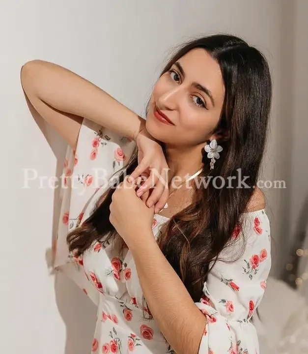 Bollywood Actress and Celebrity Escort Tulika for Luxurious Adult Entertainment