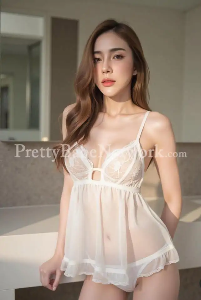 Call Alyssa Singaporean Escort at Leela Hotel, Gurgaon for Erotic or Massage Sessions