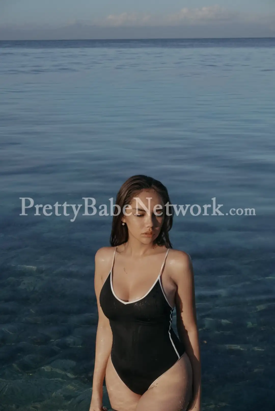 I'm Joyce - Cambodian Call Girl Staying in Gurgaon Hotel! Lets Meet for Sex Services