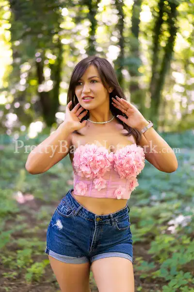 Meet Natalia—Exclusive Noida Sector 18 Call Girl From Colombia For Sex