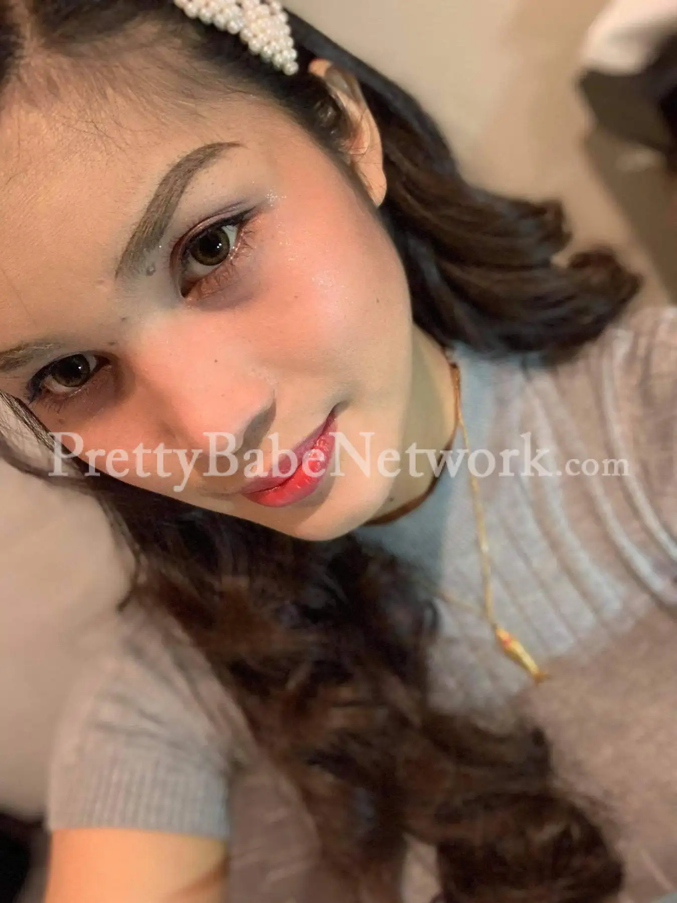 It's Alexandrea Your Singaporean Girlfriend in DLF Phase 4, Gurgaon