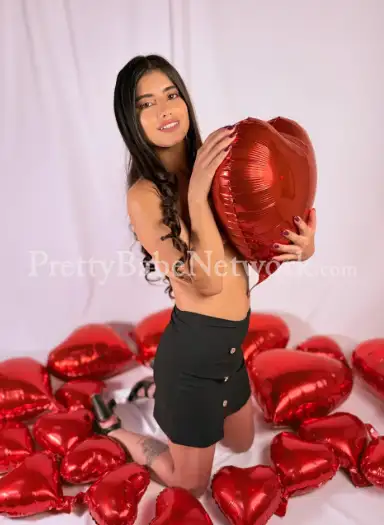 Slim High-Profile Escort Bhavya—Get Ultimate Dating and Sexual Fun