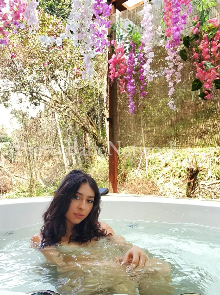 Colombian Girl Marisol—High-Profile Escort in Sun N Sand Hotel, Mumbai