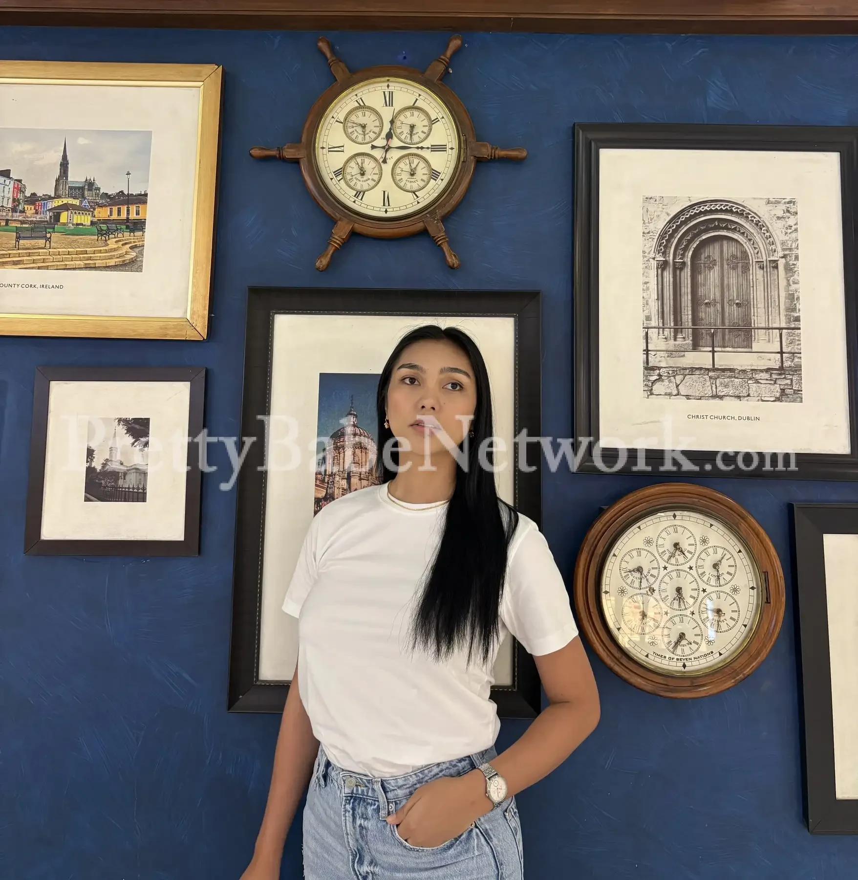 Stripper Filipino Escort in Kolkata, Residing in 5* Hotel near Park Circus