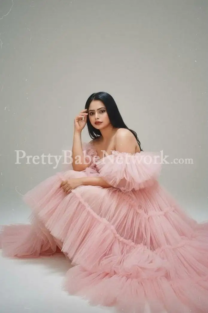 I'm Swati - High Class Escort in Trident Hotel, Gurgaon! All Services & Cam Sex