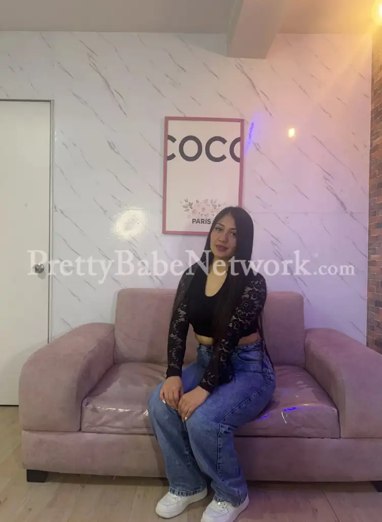 Uma—High-Profile Escort in Taj Lands End Hotel, Mumbai