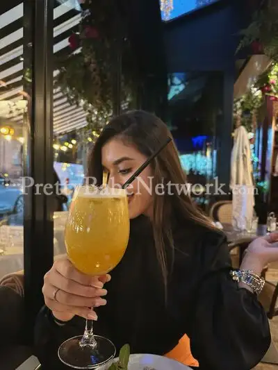 Love Dominating Sex? Call Me🤙Vedika 💋Oberoi Hotel, Kolkata (Pre Bookings)