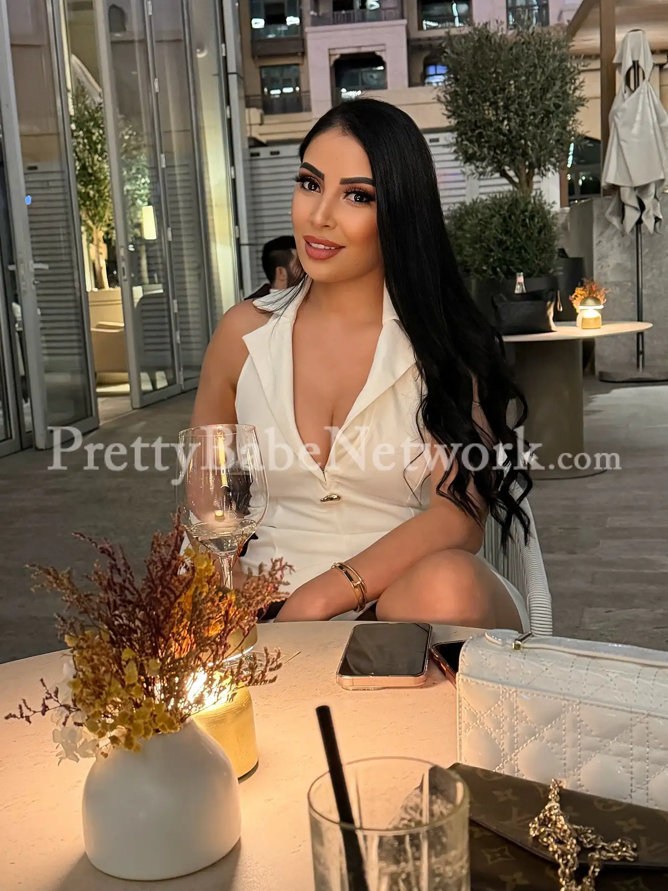 Few Days Left in Kolkata! Air Hostess Yasmine- I'm High-Class Escort near Jadavpur