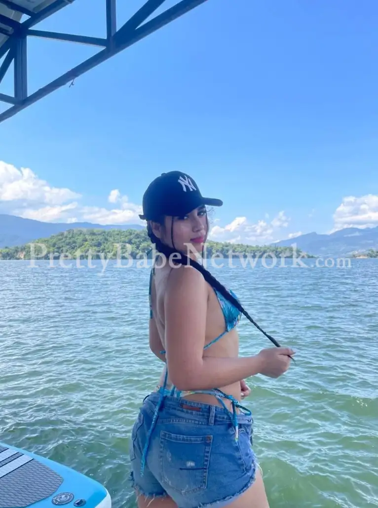 French Call Girl Manon for Incall and Outcall Escort Service in Goregaon