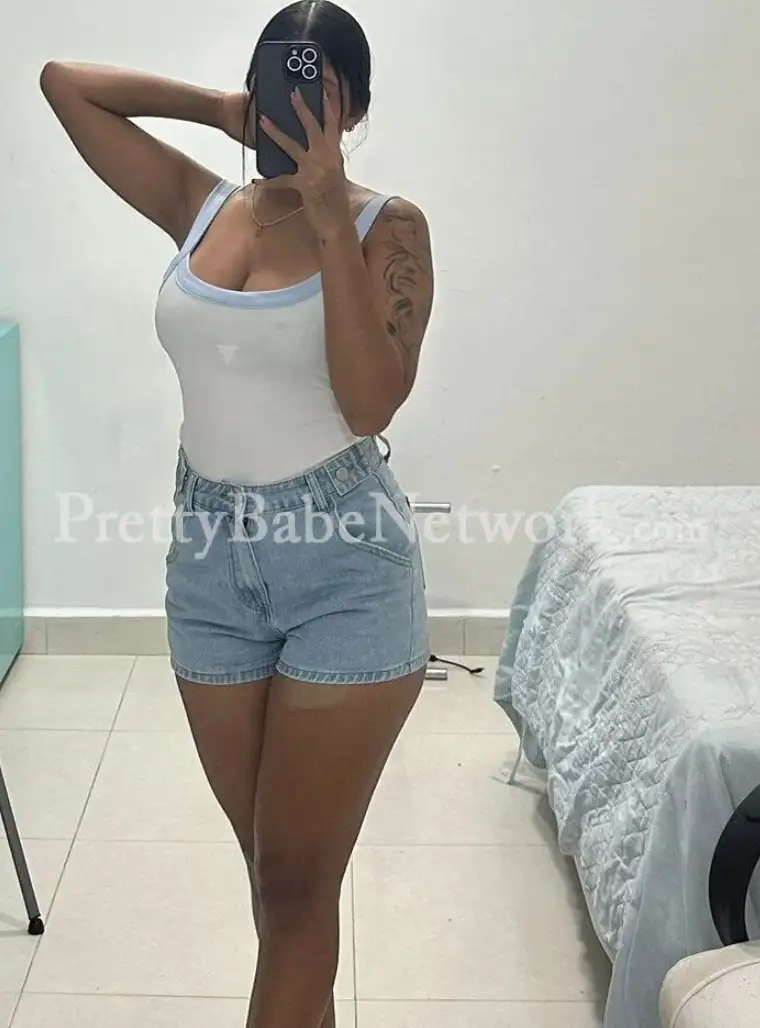 Choose Independent Thane Escort Sameera for Incall/Outcall Services