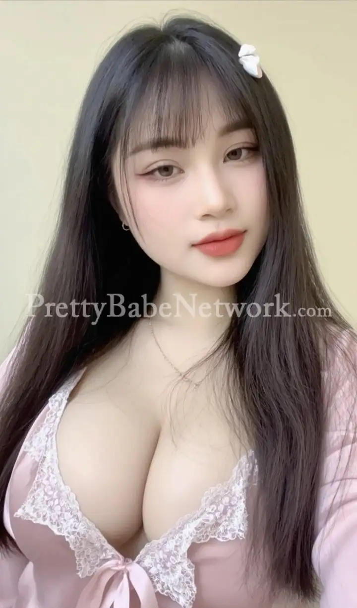 Massage Expert Independent Call Girl in Kolkata, Bianca from Vietnam