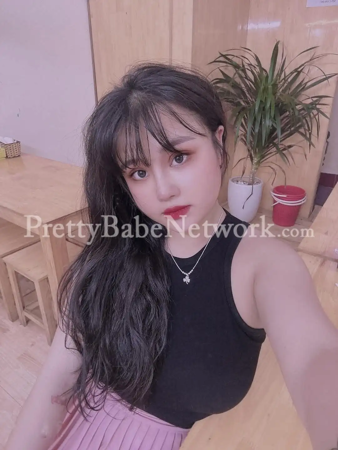 Myself Evanka! Independent Vietnamese Escort in Kolkata, Based in a Hotel