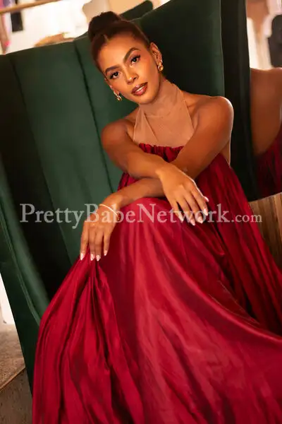 Hey There! It's Me Kelsey, Nigerian Escort Girl, Guaranteeing Your Satisfaction