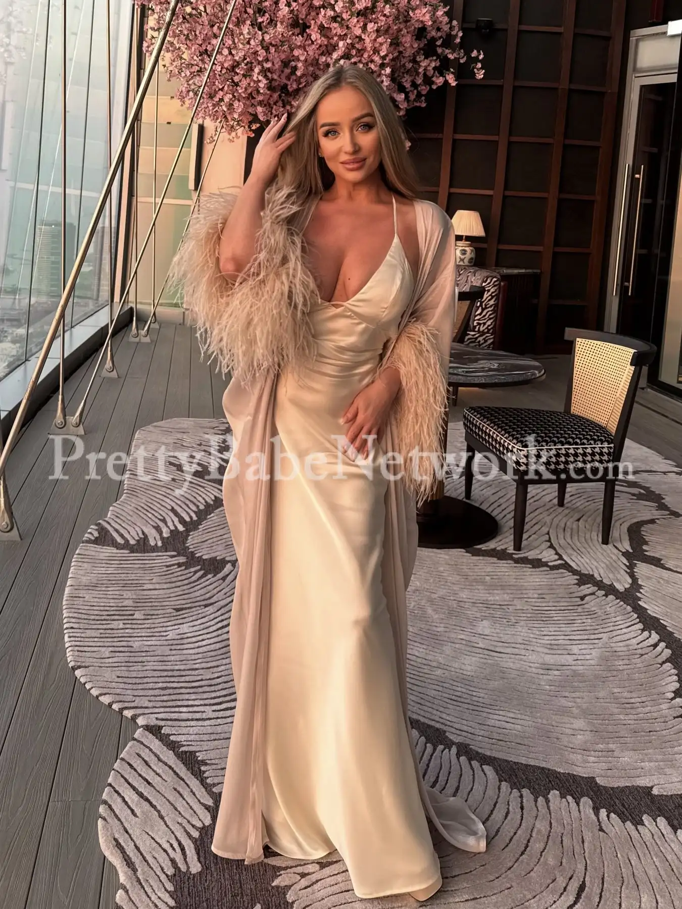 Meet Antuanna - A Model Polish Escort New in Gurgaon near Nirvana Country