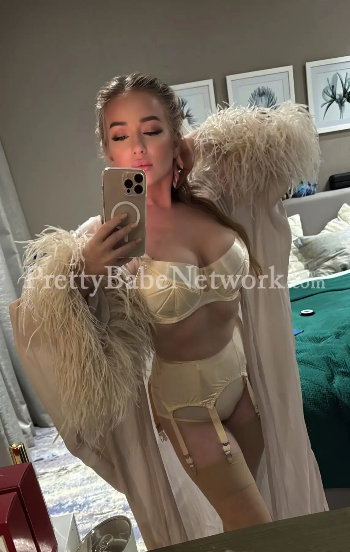 Meet Antuanna - A Model Polish Escort New in Gurgaon near Nirvana Country