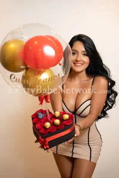 Get Wild With Me in Bed! I am Chhaya Living in Courtyard Hotel, Gurgaon