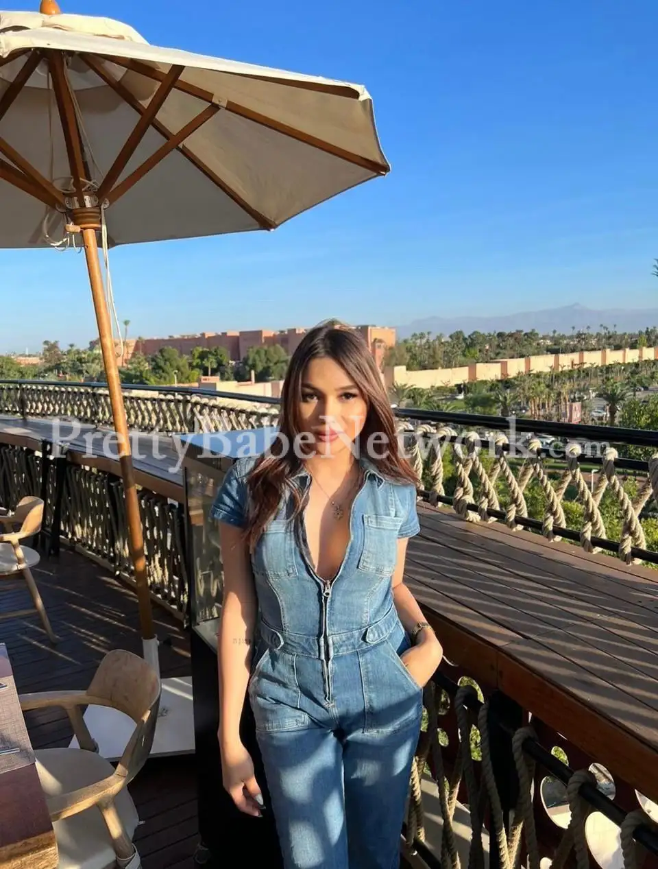 Let's Connect! Myself Dahlia, Model Escort from Philippines in Kolkata