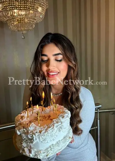 Myself Dipi, Working Independently! Only Outcalls in 3/4/5-star Hotels