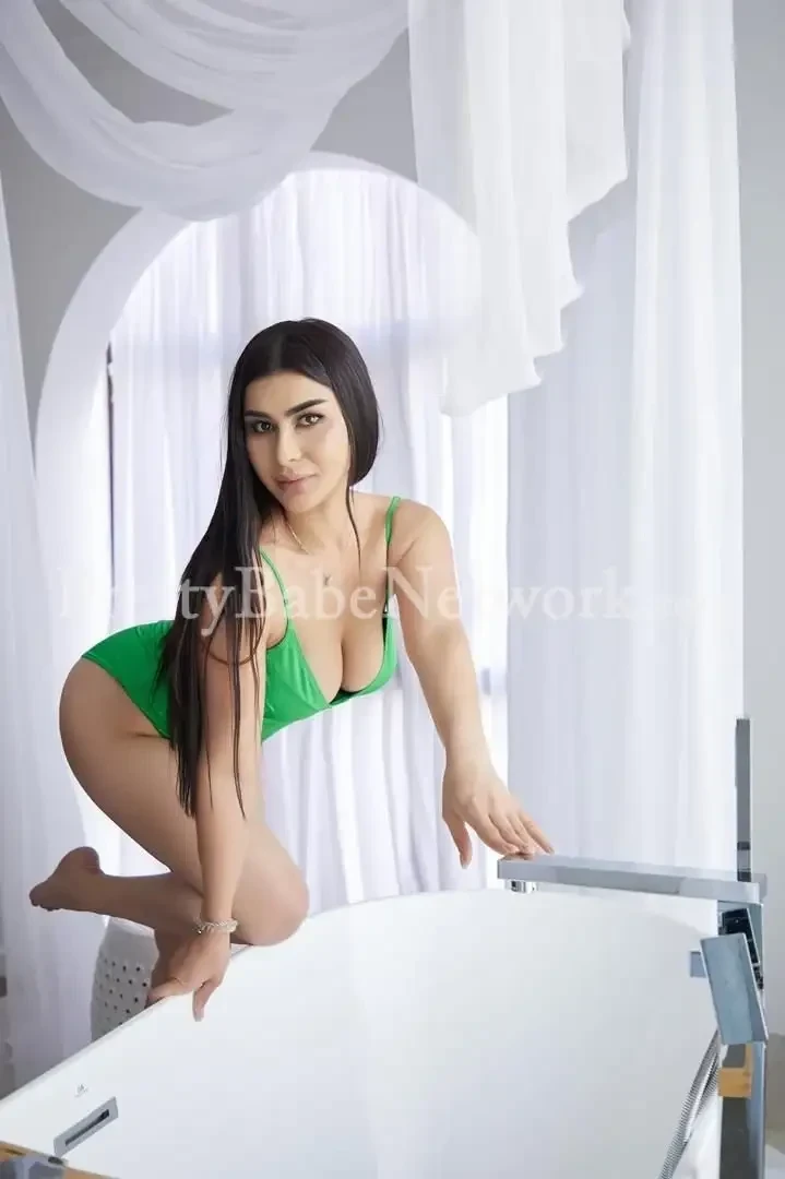 Janna, Turkish Model Escort Girl in Vijayanagar, Bangalore for Dating, GFE & Companionship