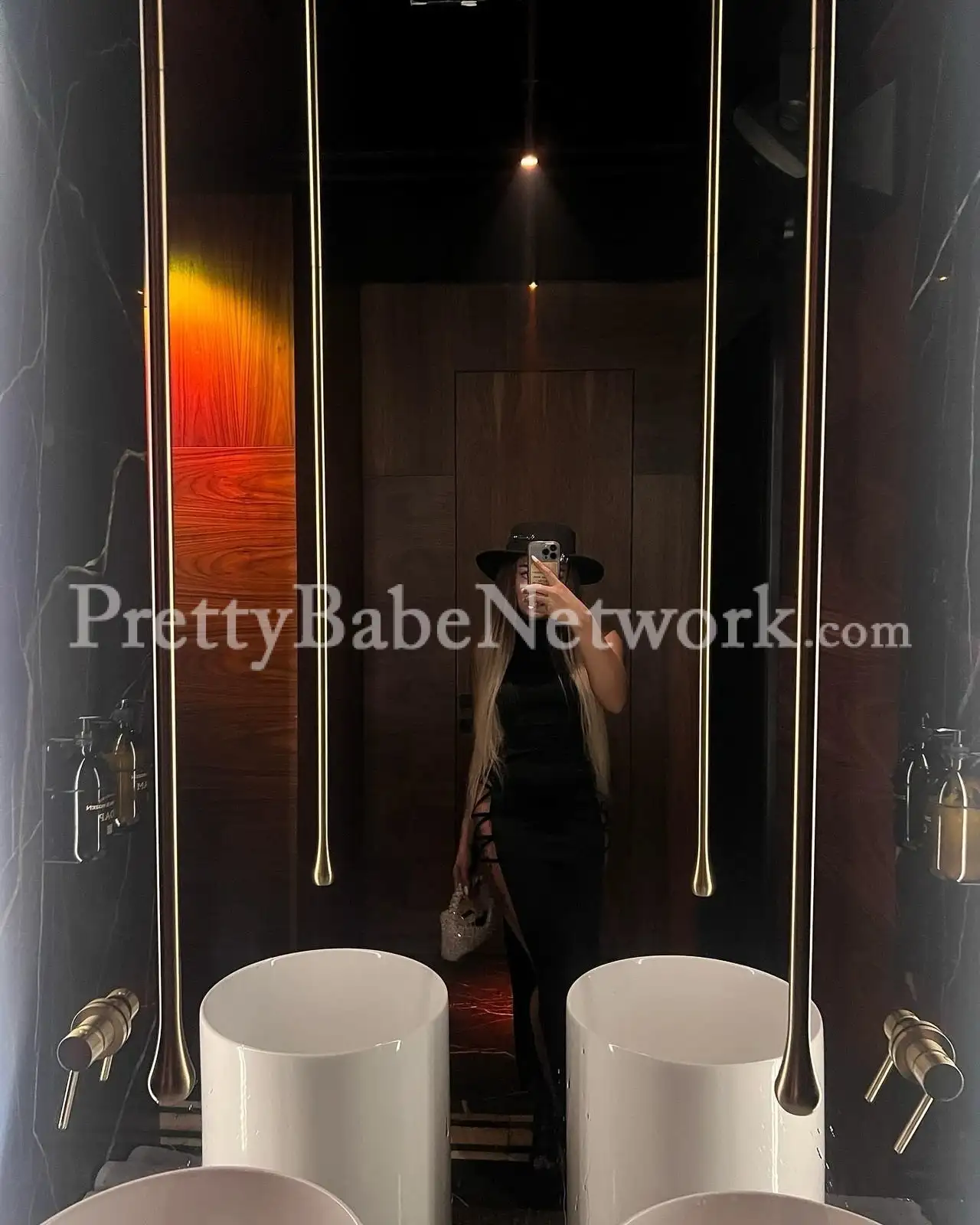 Best French Kissing With Larysa! Model Ukrainian Escort in Ambience Island, Gurgaon