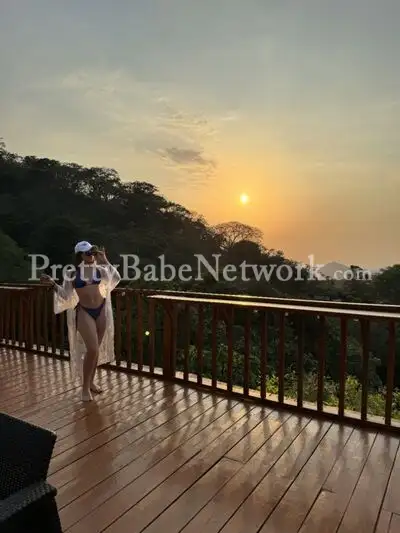 Call Model Escort in Kolkata Mallika for a Full Passionate Encounter