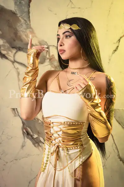 Available for Safe Sex & Cam Sessions! Incall Place Near DLF Phase 5, Gurgaon