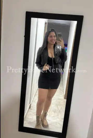 Indian Sassy Roshni—A Glorious Fashion Model for International Travel or Sex Companion