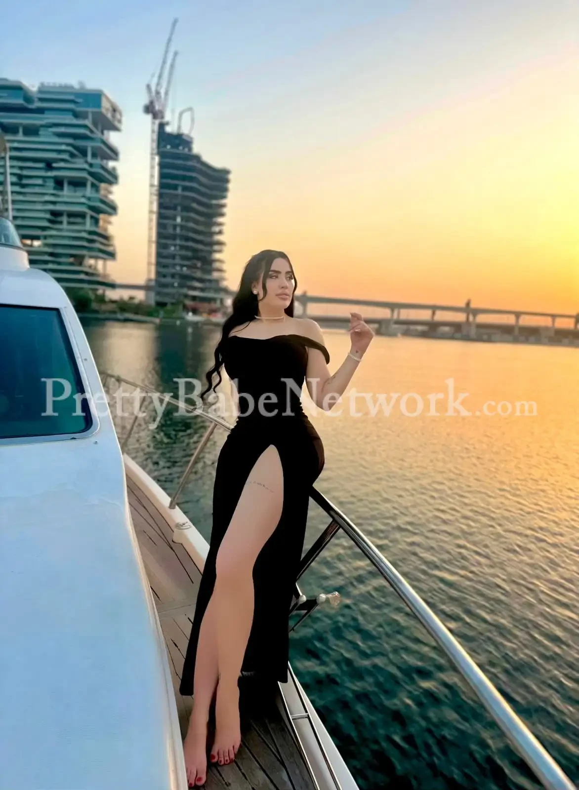 Back in Kolkata Belarusian Escort Shariel Offers You Intimate Sex Meets