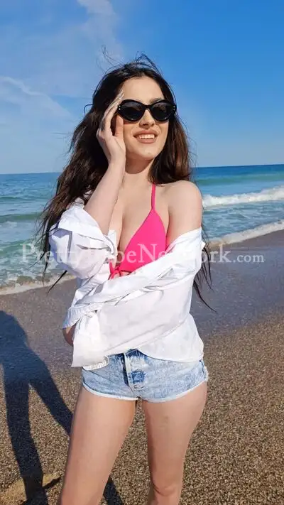 Hot Fitness Model Shweta For Memorable Moments in Beachside