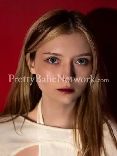 Cute Aliska—Young Russian Escort Babe from Noida Sector 79