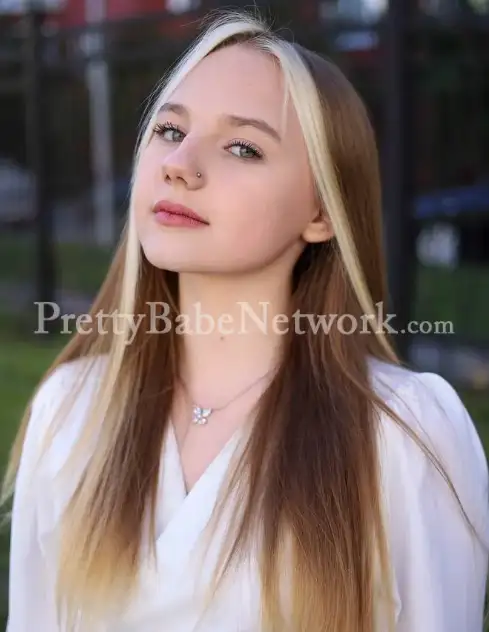 Most Beautiful Green-Eyed Greater Noida Russian Escort Galina For You