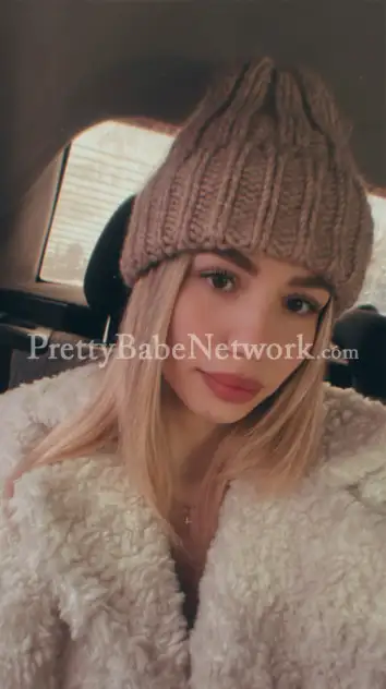 Beautiful Noida Russian Escort Lada for Lustful Sex and GFE