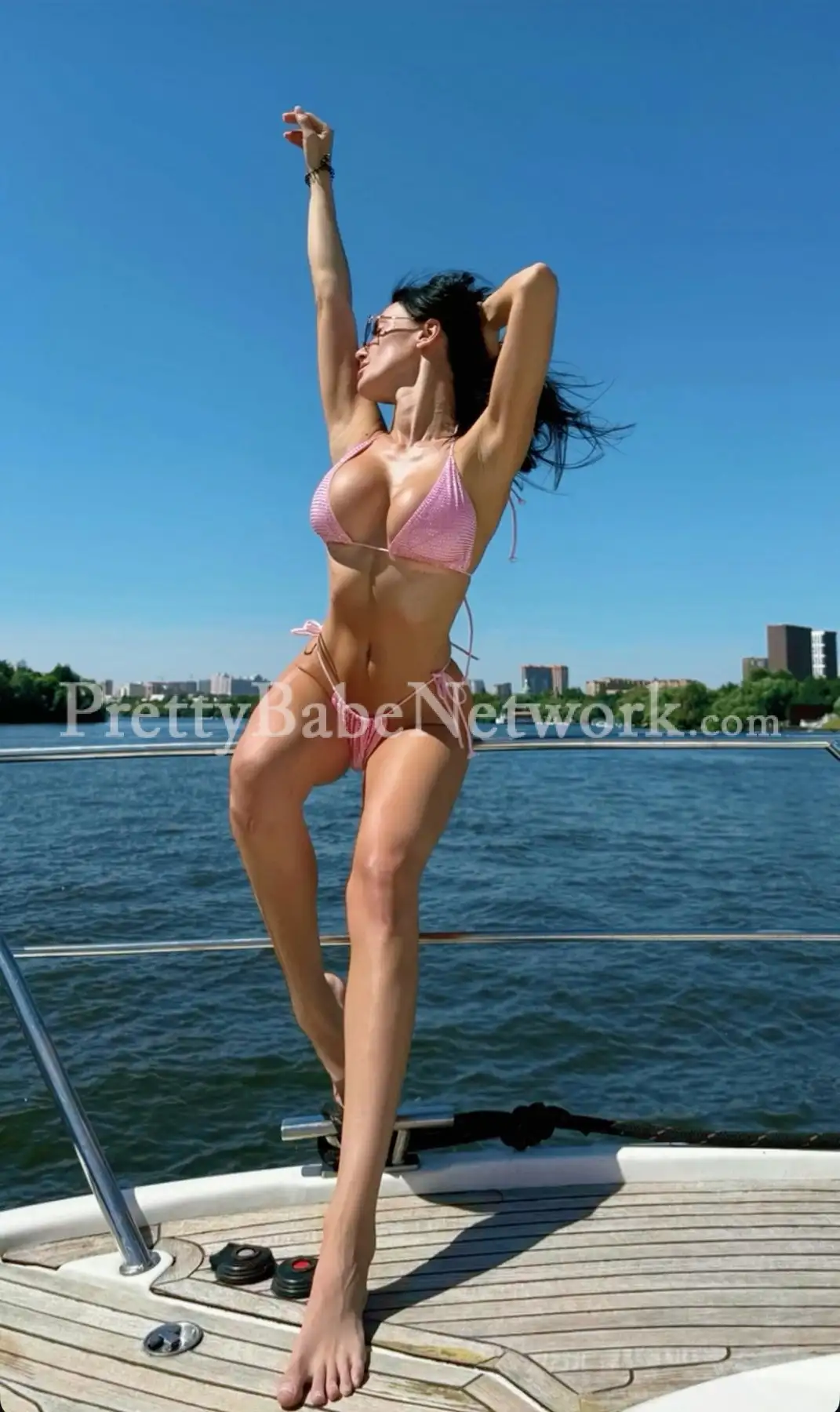 Melania- Russian Escort in Salt Lake, Kolkata! Plan Sex Hookups Tonight