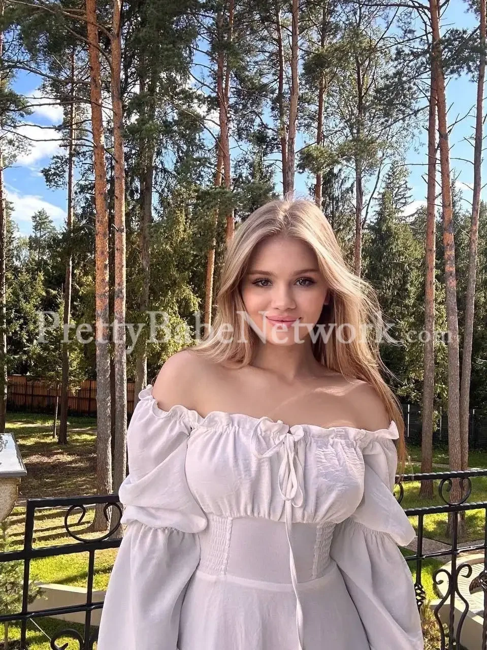 Milana- Young Russian Escort in MG Road, Gurgaon! Enjoy Passionate Orgasms