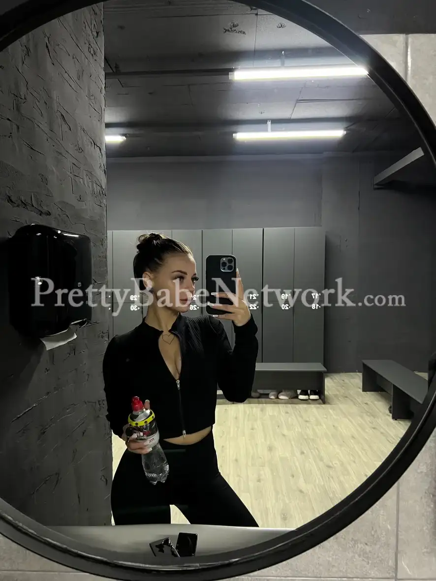 Nastya—A Sexy Brunette Among Russian Escorts in Colaba, Mumbai