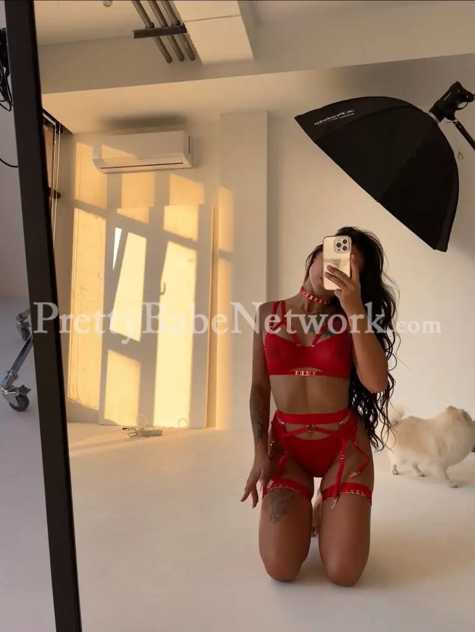 Classy Russian model & escort Natalia is ready to meet you in Connaught Place, Delhi for paid erotic sexual services