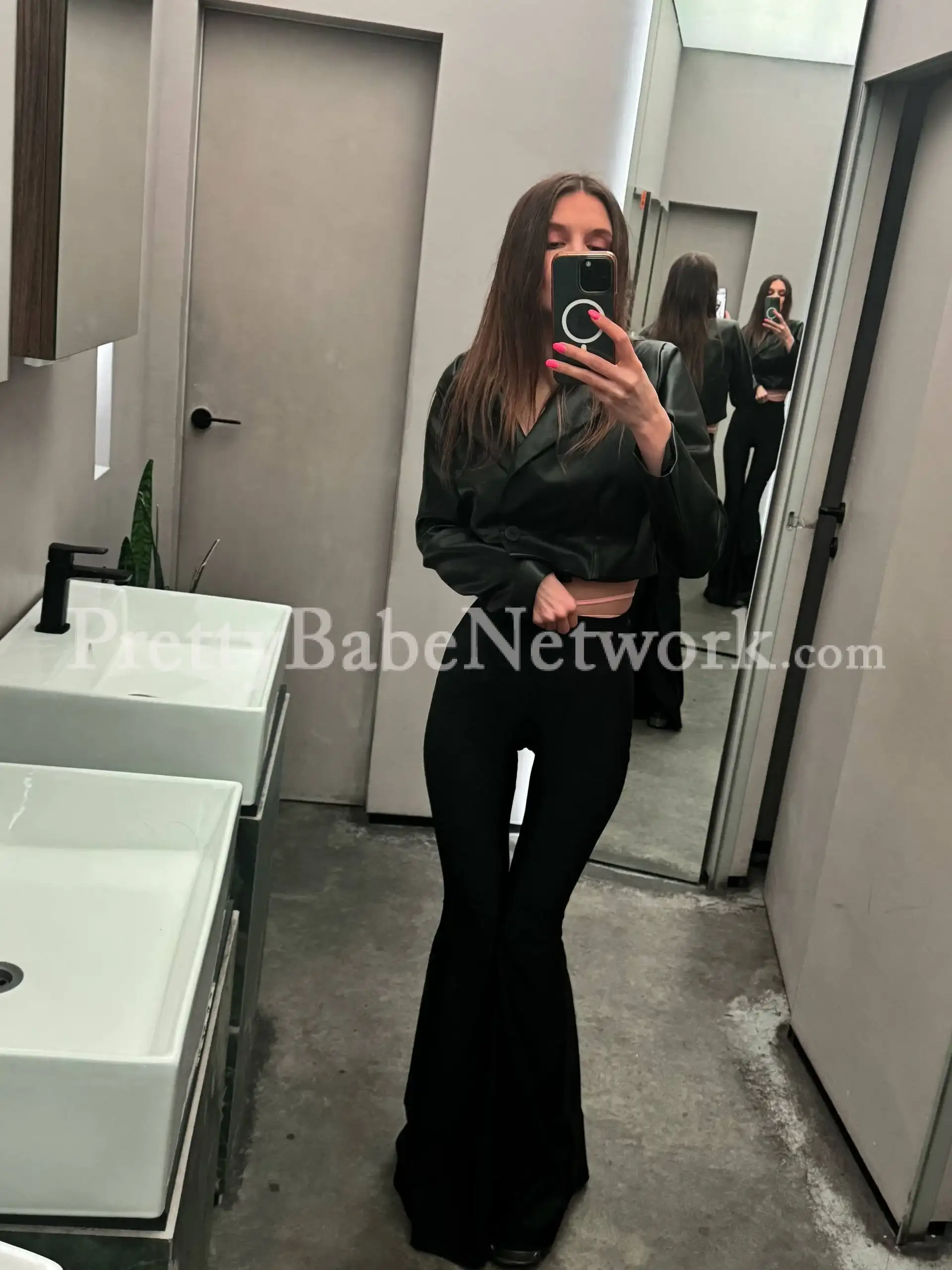 Olimpiada—Russian Escort in Noida Sector 124 for Exotic Entertainment