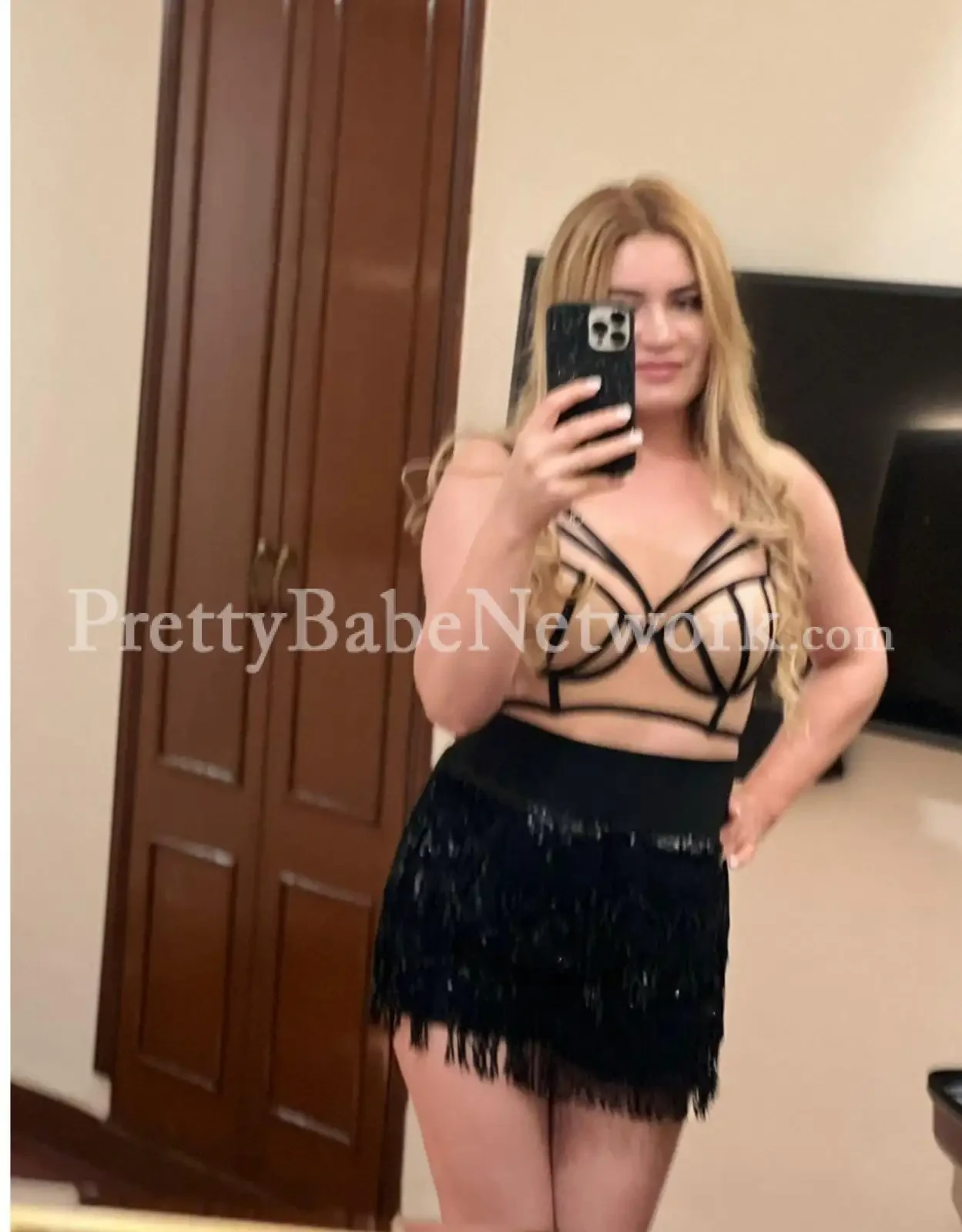 Racheal Here! Russian Escort in Gurgaon Offering Hookup & Massage Services