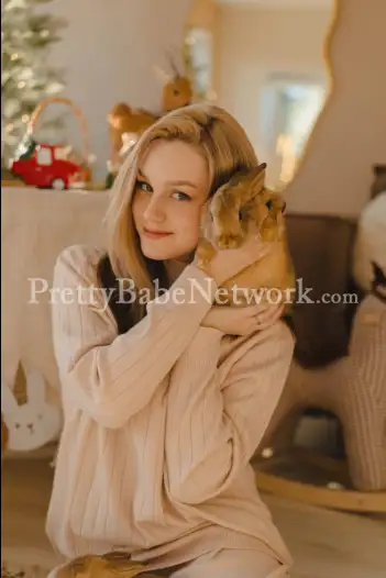 Young Russian Escort Girl Tatiana for Dating and Sex Meetups in Noida Sector 61 Young Russian Escort Girl Tatiana for Dating and Sex Meetups in Noida Sector 61