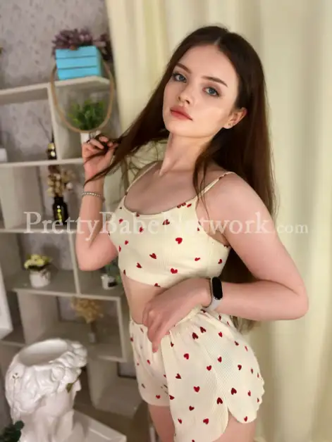 Polite Noida Russian Escort Uliana for an Amorous Dating & Lovemaking