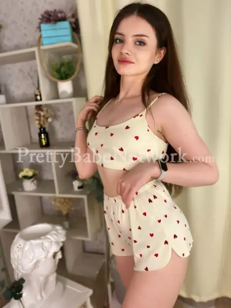 Polite Noida Russian Escort Uliana for an Amorous Dating & Lovemaking