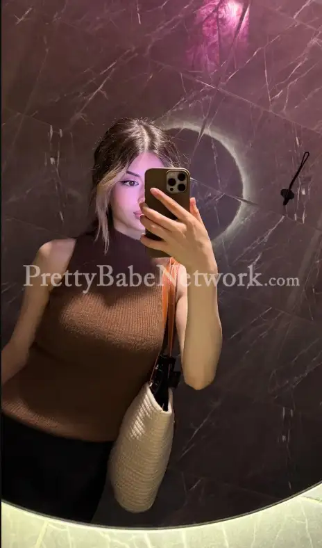 Ulyana—Featured Russian Escort Available Near Noida Sector 18 Metro Station